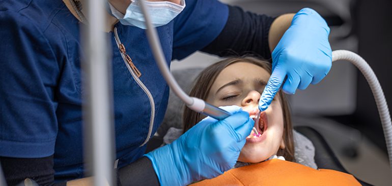 Konya Gece Açık Dişçi, Konya Açık Dişçi, Açık Dişçi, Konya Nöbetçi Dişçi, Konya Diş Acil, Konya Acil Diş, Konya Pazar Günü Açık Dişçi, Açık Dişçiler, Nöbetçi Dişçiler